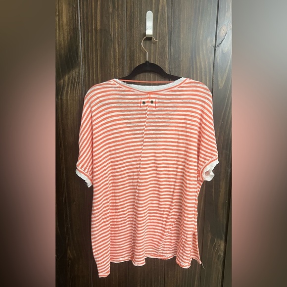 Small- WE THE FREE Linen-blend Coral Striped Oversized Raw Trim T-Shirt - Picture 8 of 10